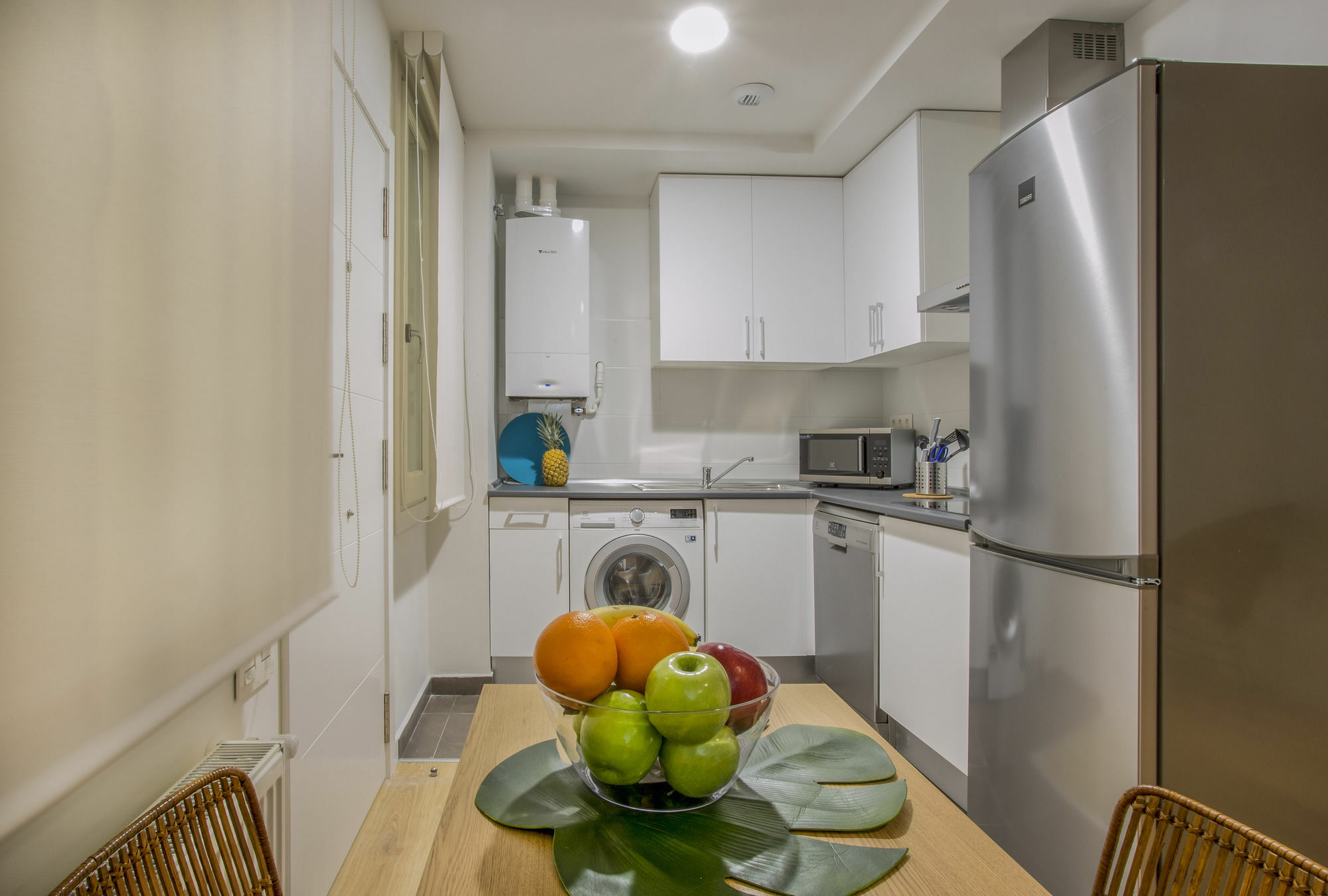 Slow Suites Luchana มาดริด ภายนอก รูปภาพ